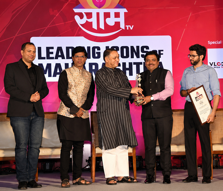 award4.jpg